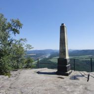 Obelisk auf dem Königstein